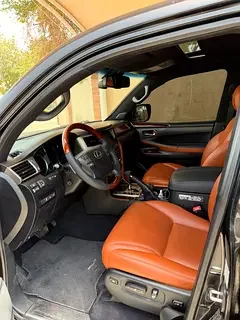 Lexus LX-Series