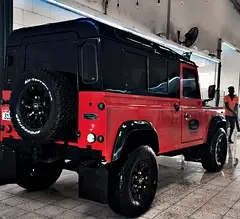 Land Rover Defender