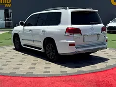 Lexus LX-Series