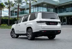Jeep Grand Wagoneer