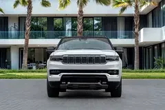 Jeep Grand Wagoneer
