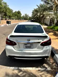Nissan Altima