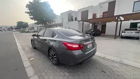 Nissan Altima