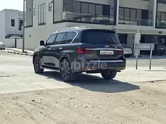 Infiniti QX80