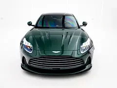 Aston Martin DB12