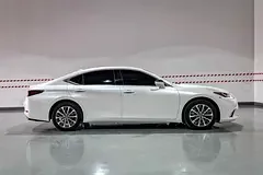 Lexus ES-Series
