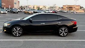 Nissan Maxima