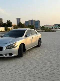 Nissan Maxima