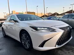 Lexus ES-Series