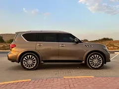 Infiniti QX80