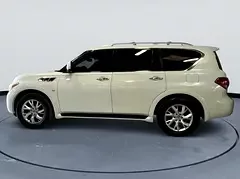 Infiniti QX80