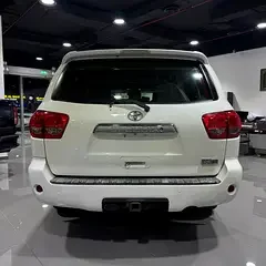 Toyota Sequoia