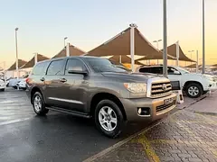 Toyota Sequoia