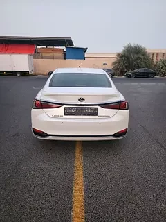 Lexus ES-Series
