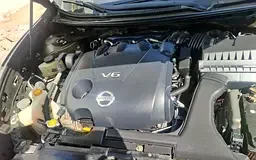 Nissan Maxima