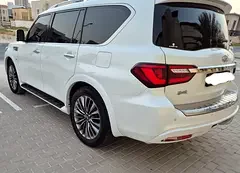 Infiniti QX80