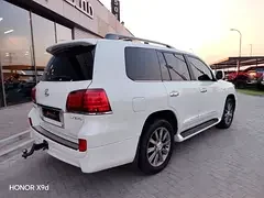 Lexus LX-Series