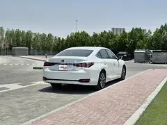 Lexus ES-Series