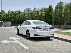 Lexus ES-Series