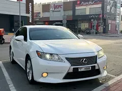 Lexus ES-Series