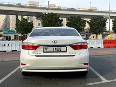 Lexus ES-Series