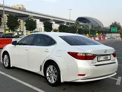 Lexus ES-Series