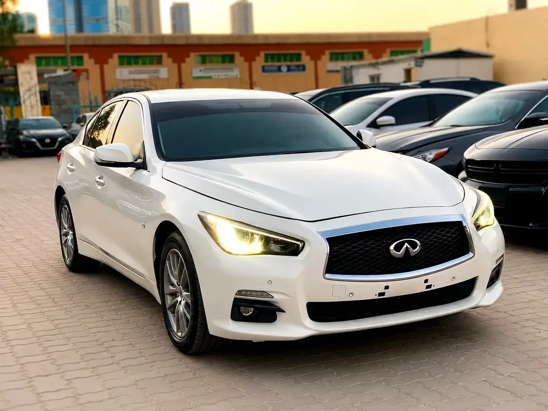 Infiniti Q50