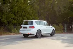 Infiniti QX80