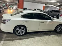 Nissan Maxima