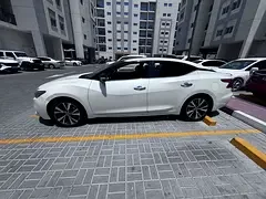 Nissan Maxima