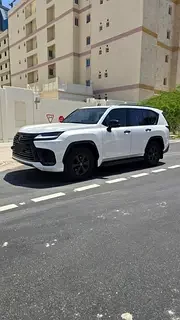 Lexus LX-Series
