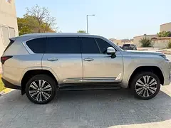 Lexus LX-Series