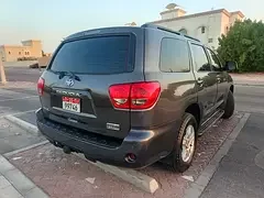 Toyota Sequoia