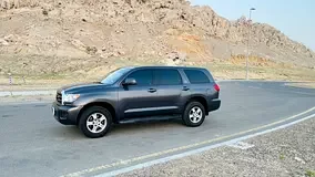 Toyota Sequoia