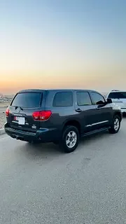 Toyota Sequoia