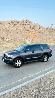 Toyota Sequoia