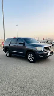 Toyota Sequoia