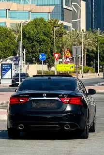 Nissan Maxima