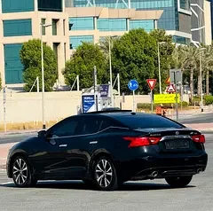 Nissan Maxima