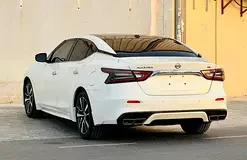 Nissan Maxima