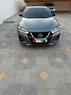 Nissan Maxima