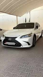 Lexus ES-Series