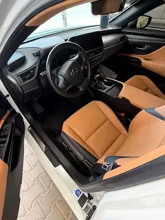 Lexus ES-Series