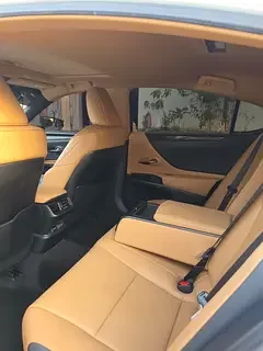 Lexus ES-Series