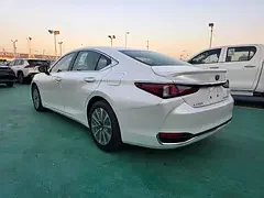 Lexus ES-Series