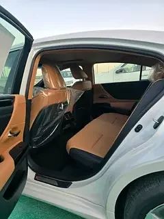 Lexus ES-Series