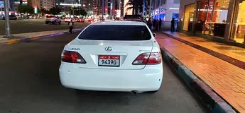 Lexus ES-Series