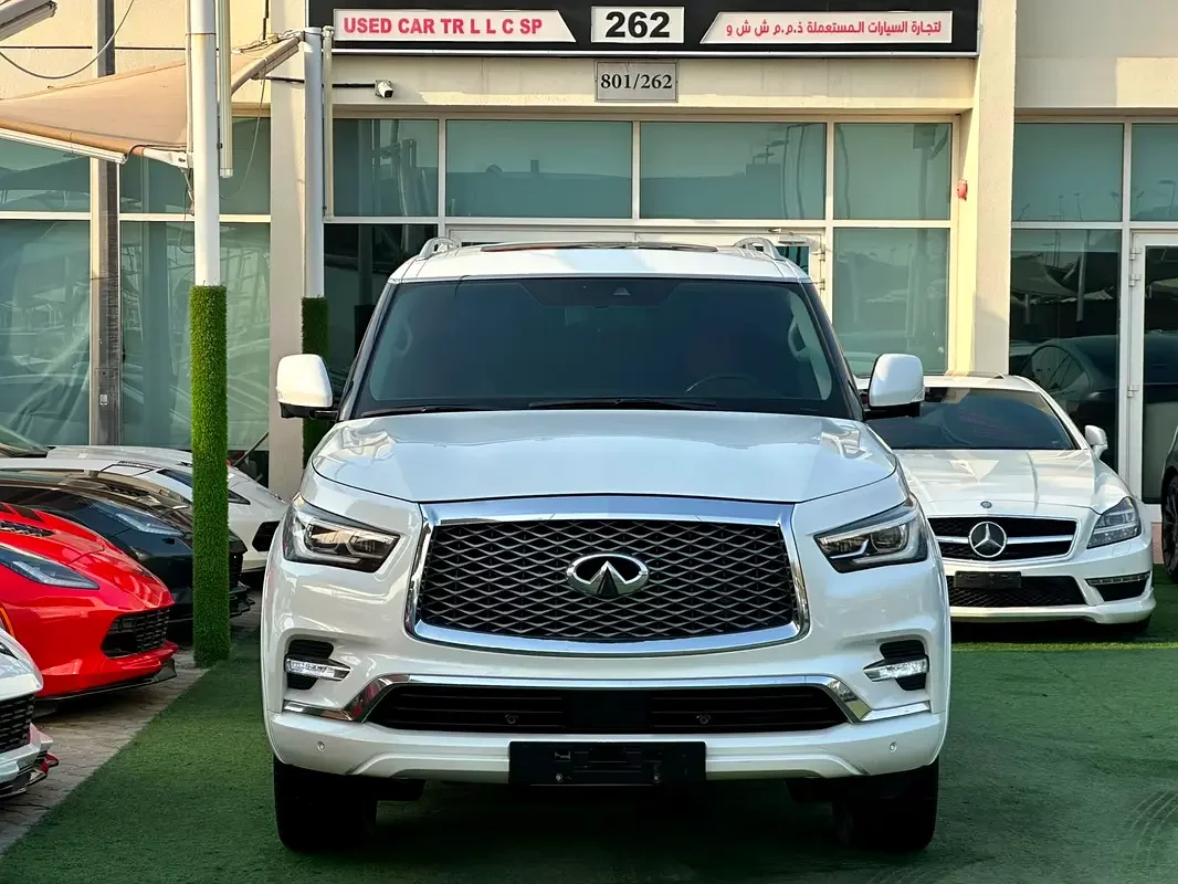 Infiniti QX80