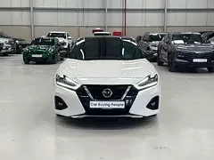 Nissan Maxima