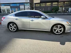 Nissan Maxima